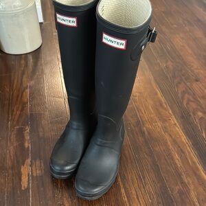 Hunter Classic Black Rain Boots